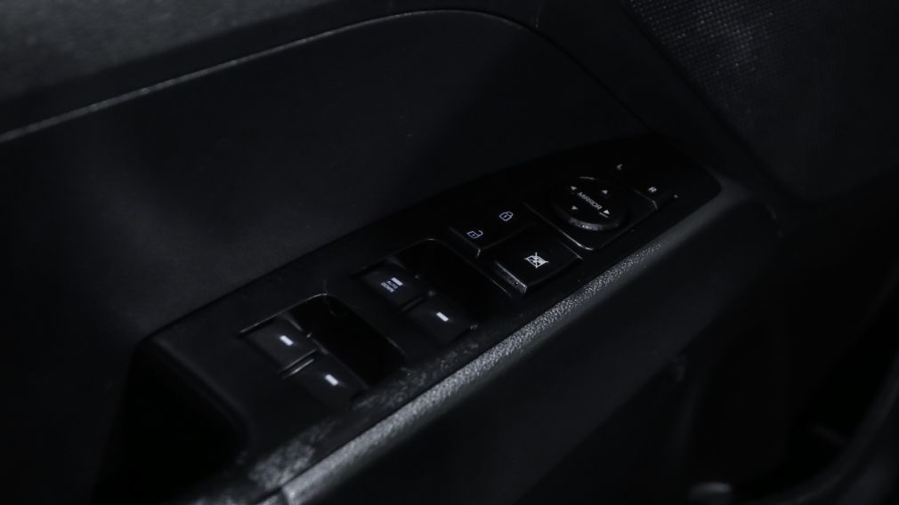 Hyundai Elantra Essential 2020 d’occasion à vendre - 10