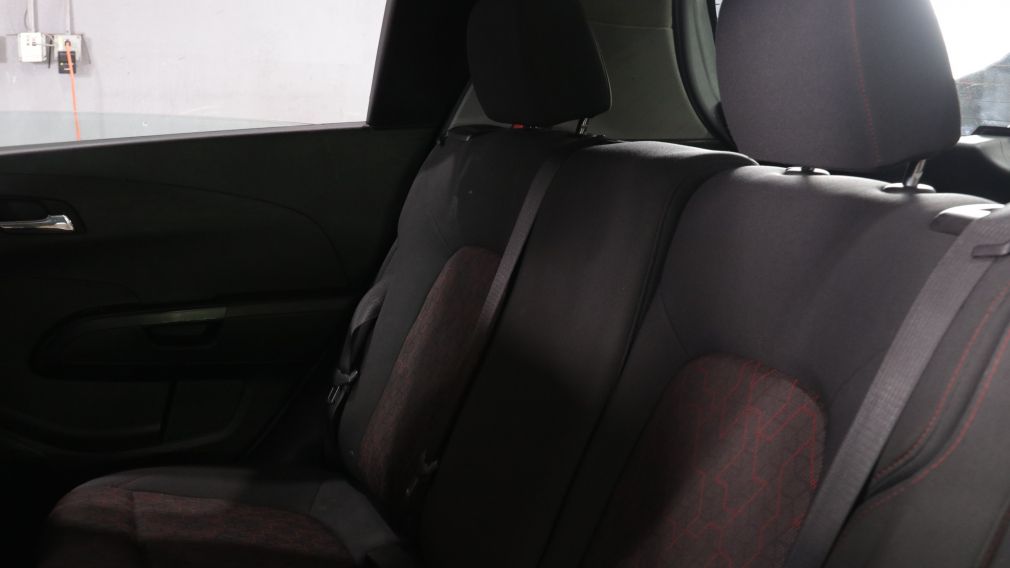 Chevrolet Sonic LT 2018 d&rsquo;occasion à vendre - 17
