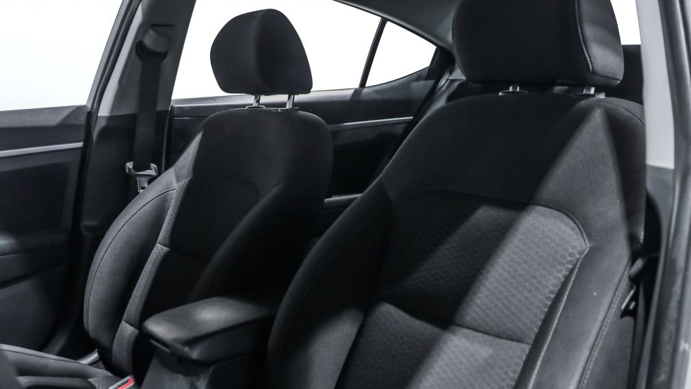Hyundai Elantra Preferred w/Sun & Safety Package 2020 d&rsquo;occasion à vendre - 11