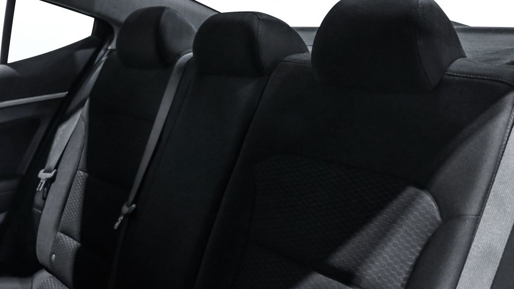 Hyundai Elantra Preferred w/Sun & Safety Package 2020 d&rsquo;occasion à vendre - 18
