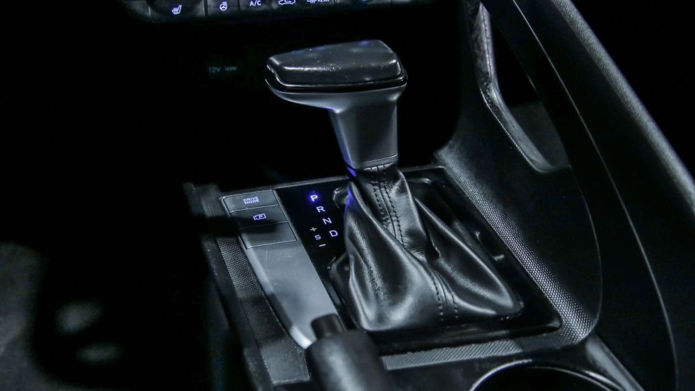 Hyundai Elantra Preferred 2022 d&rsquo;occasion à vendre - 16