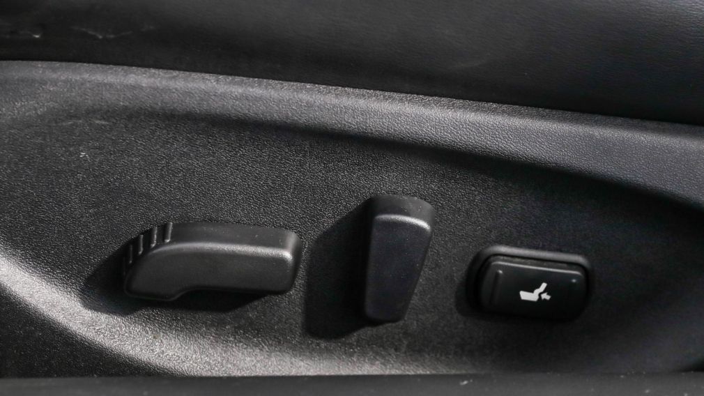 Infiniti Q50 LUXE 2023 d&rsquo;occasion à vendre - 12