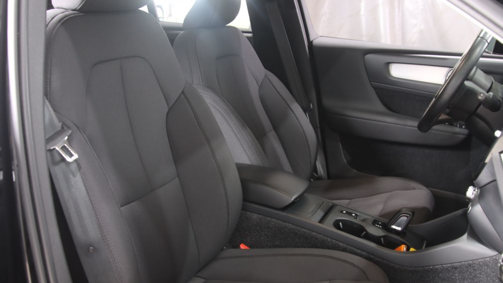 Volvo XC40 Momentum 2021 d&rsquo;occasion à vendre - 25