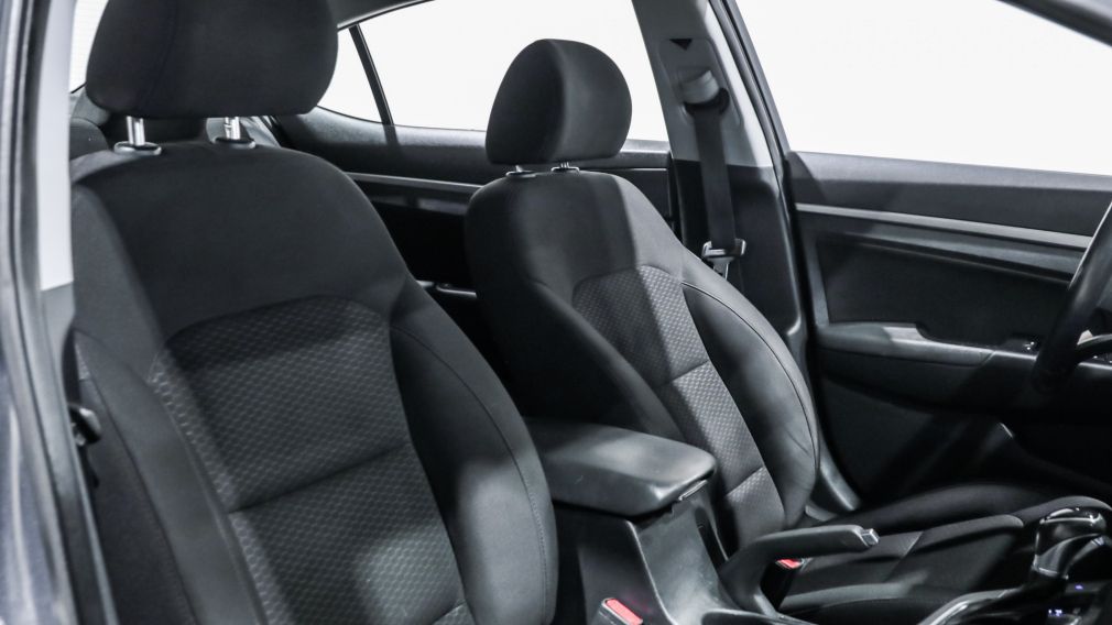 Hyundai Elantra Preferred 2019 d’occasion à vendre - 20
