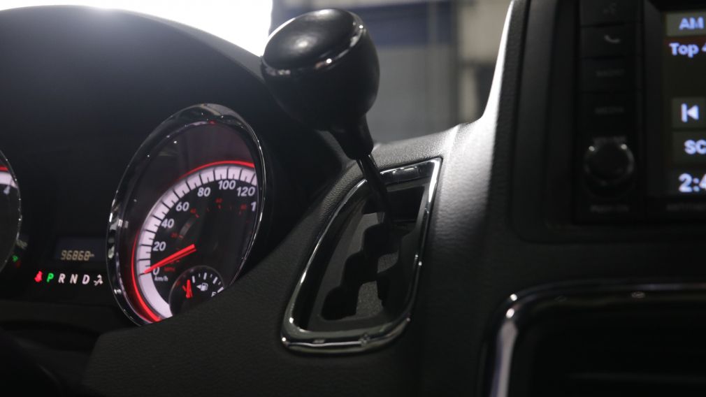 Dodge GR Caravan SXT Premium Plus 2019 d&rsquo;occasion à vendre - 17