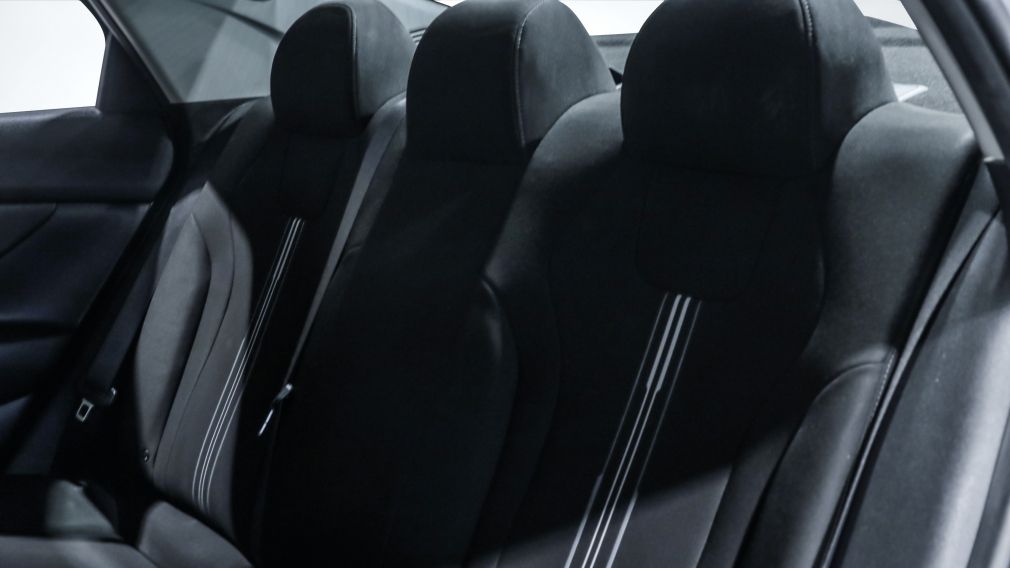 Hyundai Elantra Preferred 2022 d’occasion à vendre - 18