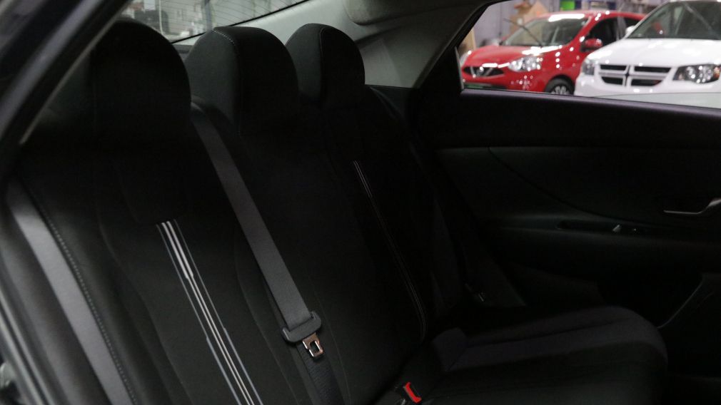 Hyundai Elantra Preferred 2022 d’occasion à vendre - 23