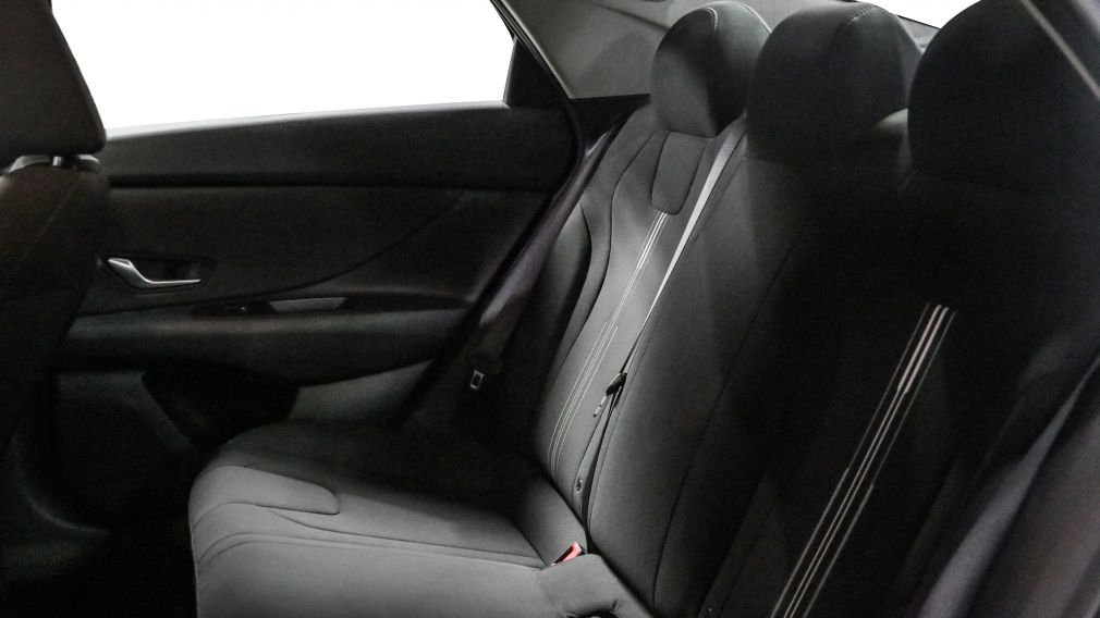 Hyundai Elantra Preferred 2022 d’occasion à vendre - 20