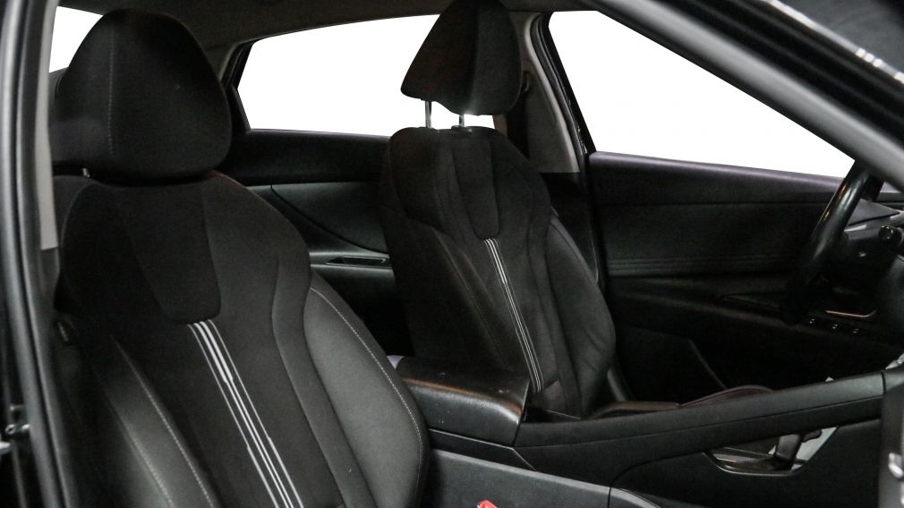 Hyundai Elantra Preferred 2022 d’occasion à vendre - 25