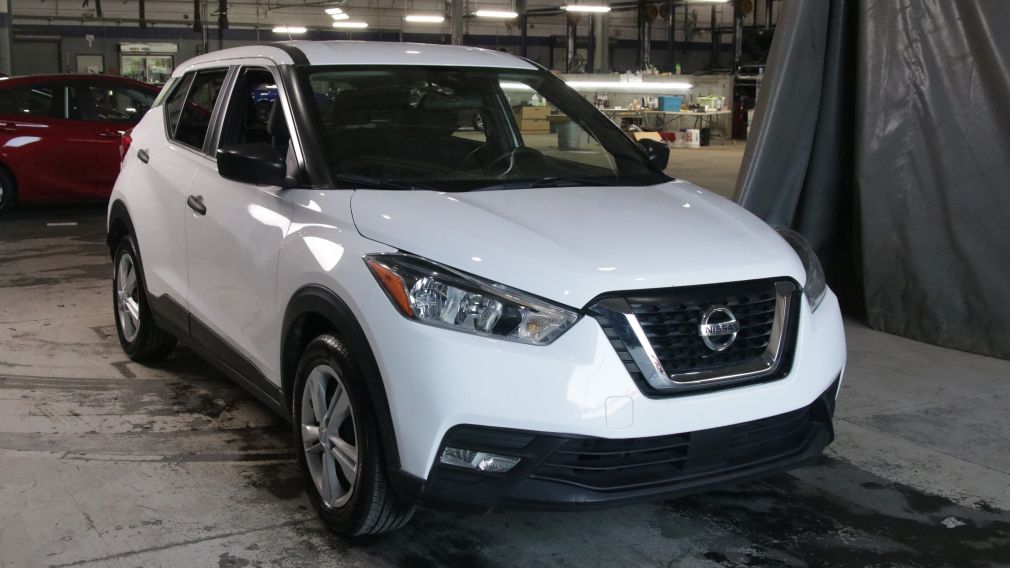 Nissan Kicks S