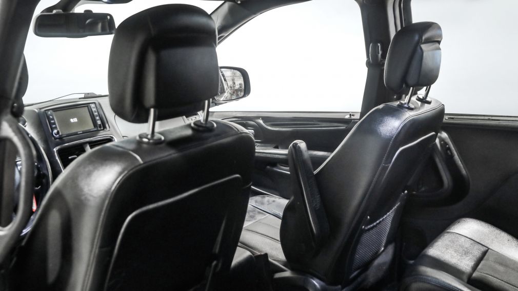 Dodge GR Caravan Premium Plus 2020 d’occasion à vendre - 18