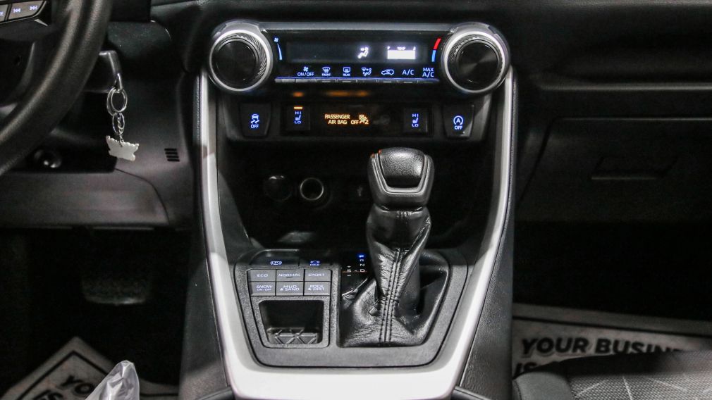 Toyota Rav 4 LE 2021 d’occasion à vendre - 16