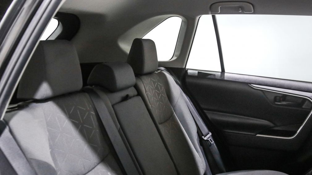 Toyota Rav 4 LE 2021 d’occasion à vendre - 21