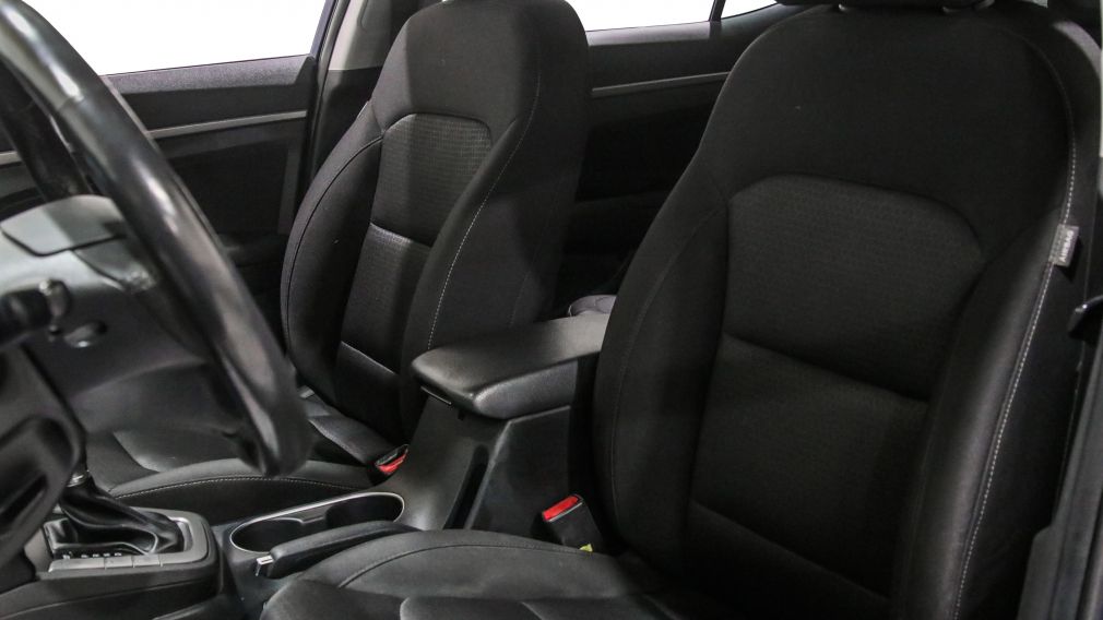Hyundai Elantra GL 2018 d’occasion à vendre - 10