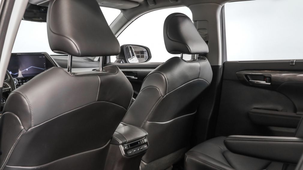 Toyota Highlander Hybrid LE 2024 d&rsquo;occasion à vendre - 24