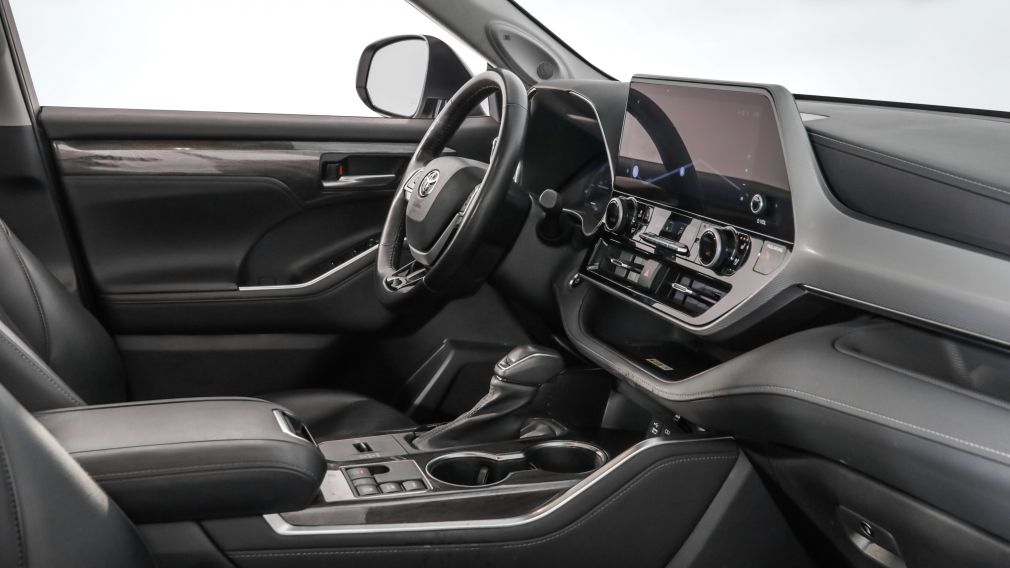Toyota Highlander Hybrid LE 2024 d&rsquo;occasion à vendre - 29