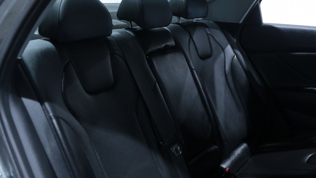 Hyundai Elantra Luxury 2023 d’occasion à vendre - 19