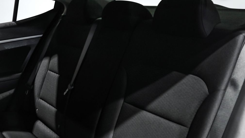 Hyundai Elantra Preferred w/Sun & Safety Package 2020 d&rsquo;occasion à vendre - 18