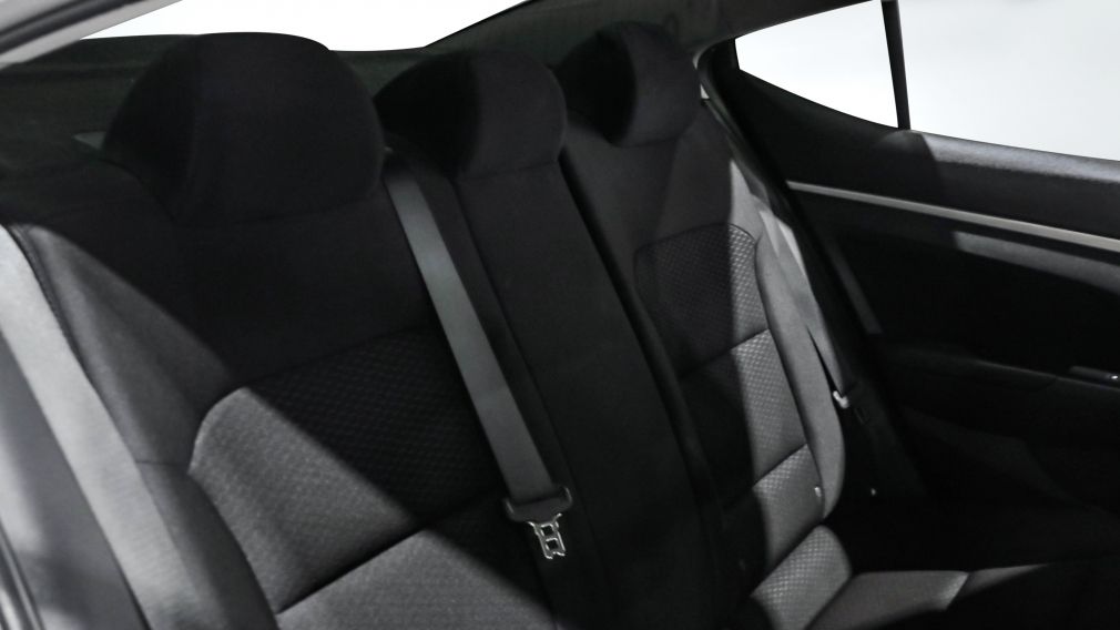 Hyundai Elantra Preferred w/Sun & Safety Package 2020 d&rsquo;occasion à vendre - 19