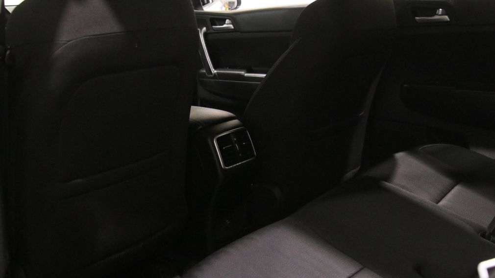 Kia Sportage LX 2019 d&rsquo;occasion à vendre - 20
