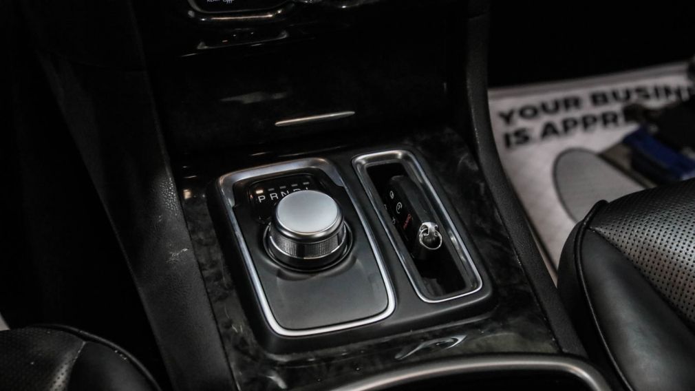 Chrysler 300 300 Touring L 2023 d&rsquo;occasion à vendre - 16