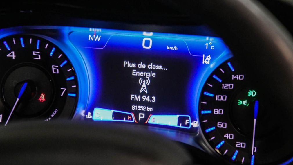 Chrysler 300 300 Touring L 2023 d&rsquo;occasion à vendre - 18