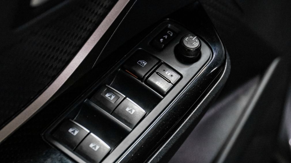 Toyota C-HR FWD 2019 d’occasion à vendre - 11