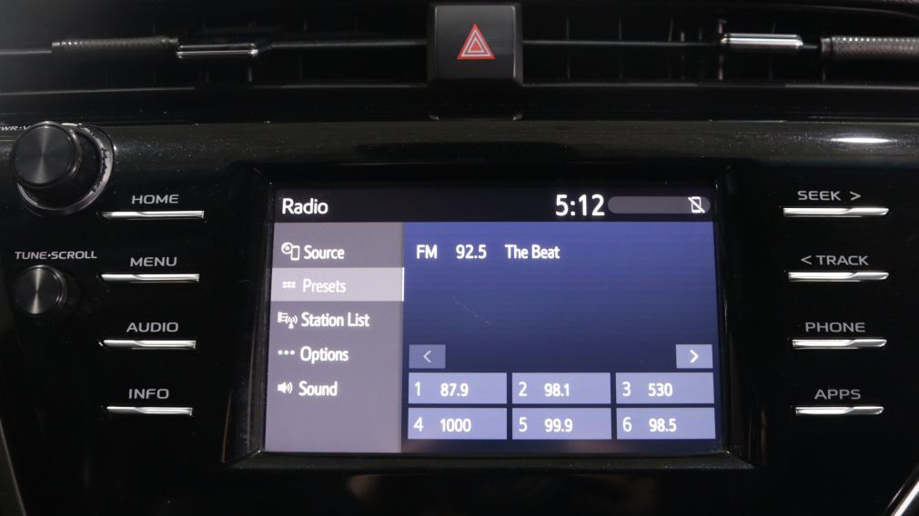 Toyota Camry SE 2018 d&rsquo;occasion à vendre - 12