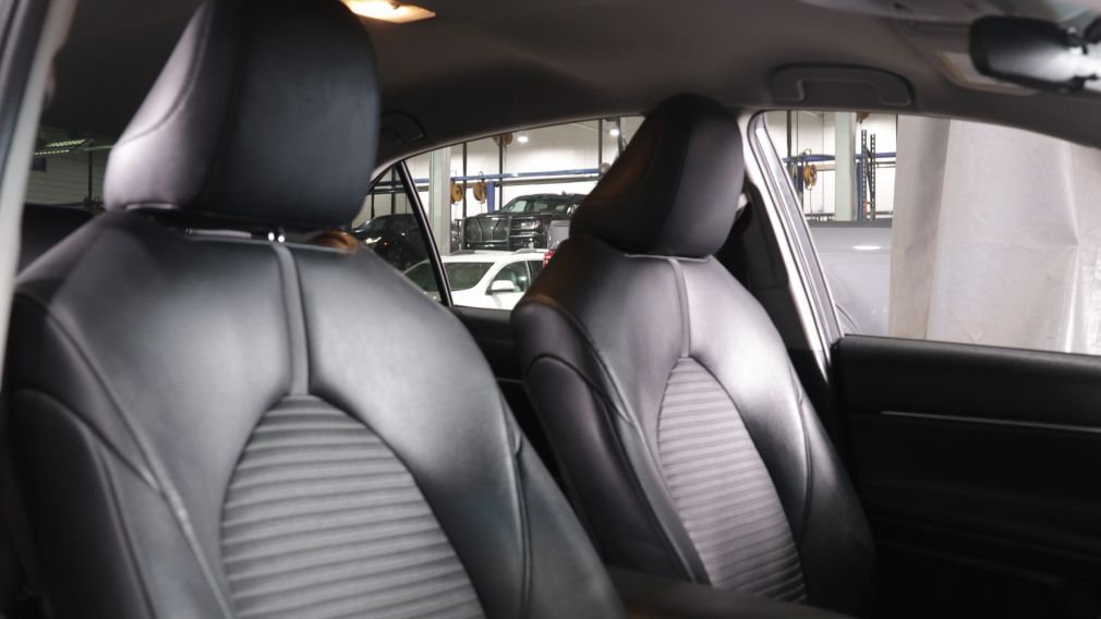 Toyota Camry SE 2018 d&rsquo;occasion à vendre - 18