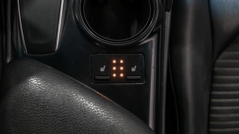 Toyota Camry SE 2018 d&rsquo;occasion à vendre - 14