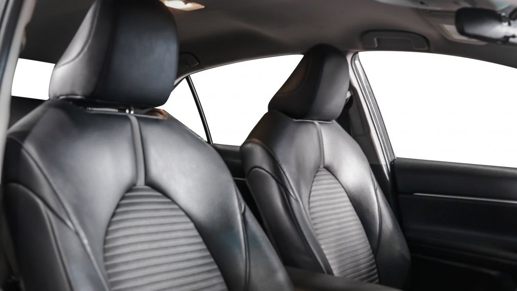 Toyota Camry SE 2018 d&rsquo;occasion à vendre - 18