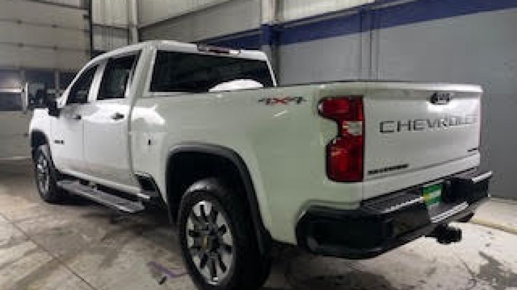 Chevrolet Silverado 2500HD Custom 2022 d’occasion à vendre - 4