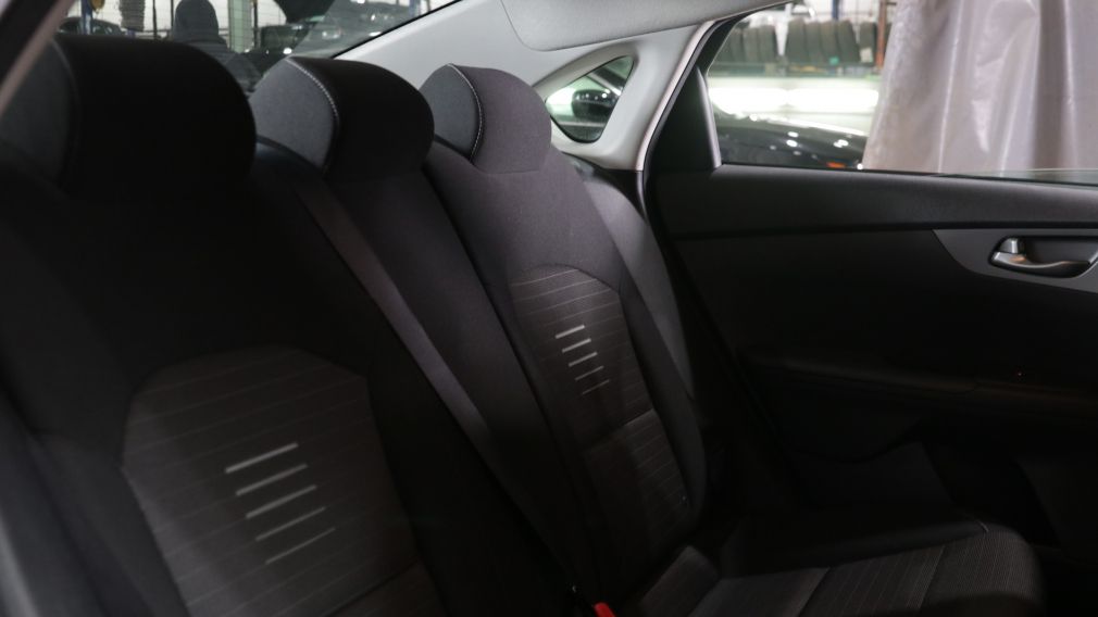 Kia Forte LX 2019 d&rsquo;occasion à vendre - 20