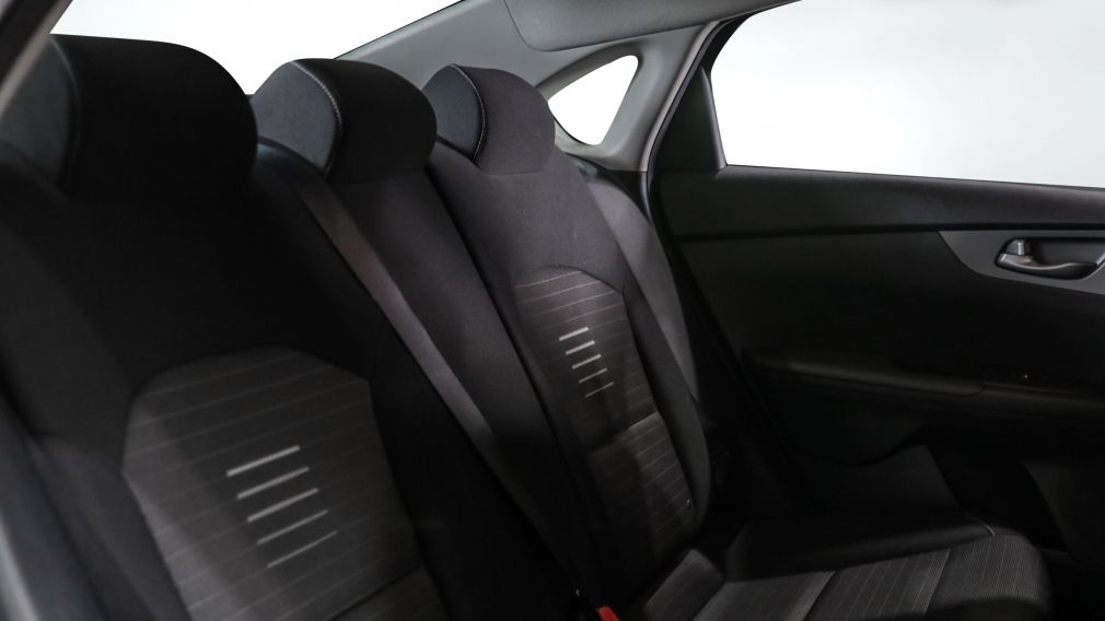 Kia Forte LX 2019 d&rsquo;occasion à vendre - 20