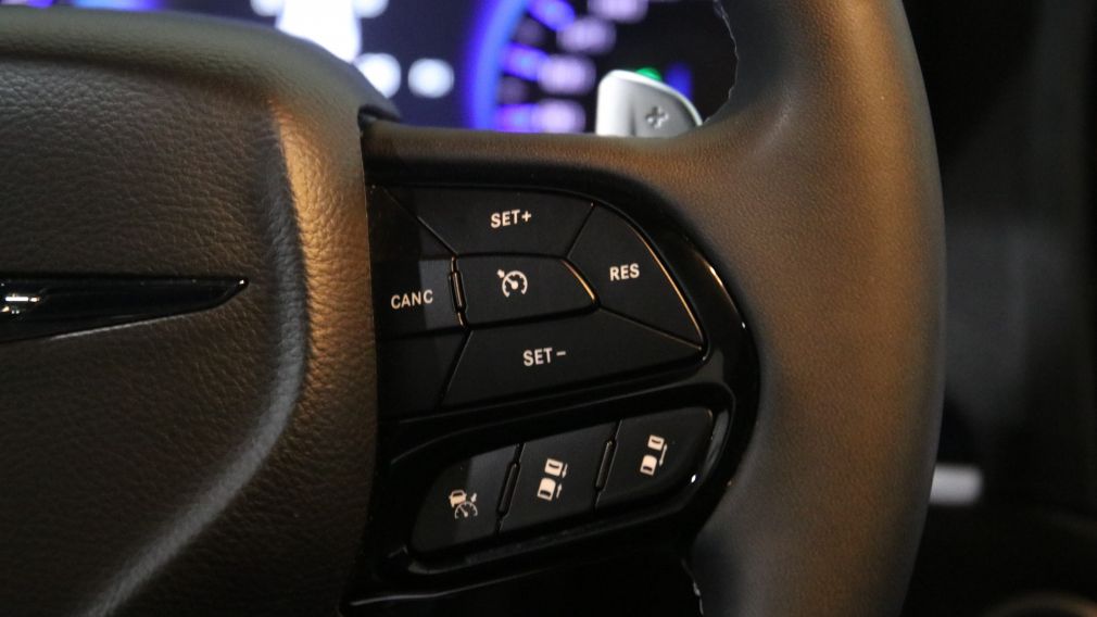 Chrysler 300 300S 2023 d’occasion à vendre - 17