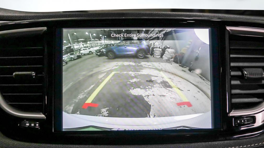 Chrysler Pacifica Touring L 2023 d&rsquo;occasion à vendre - 15