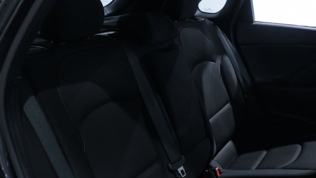 Hyundai Elantra Preferred 2019 d’occasion à vendre - 19