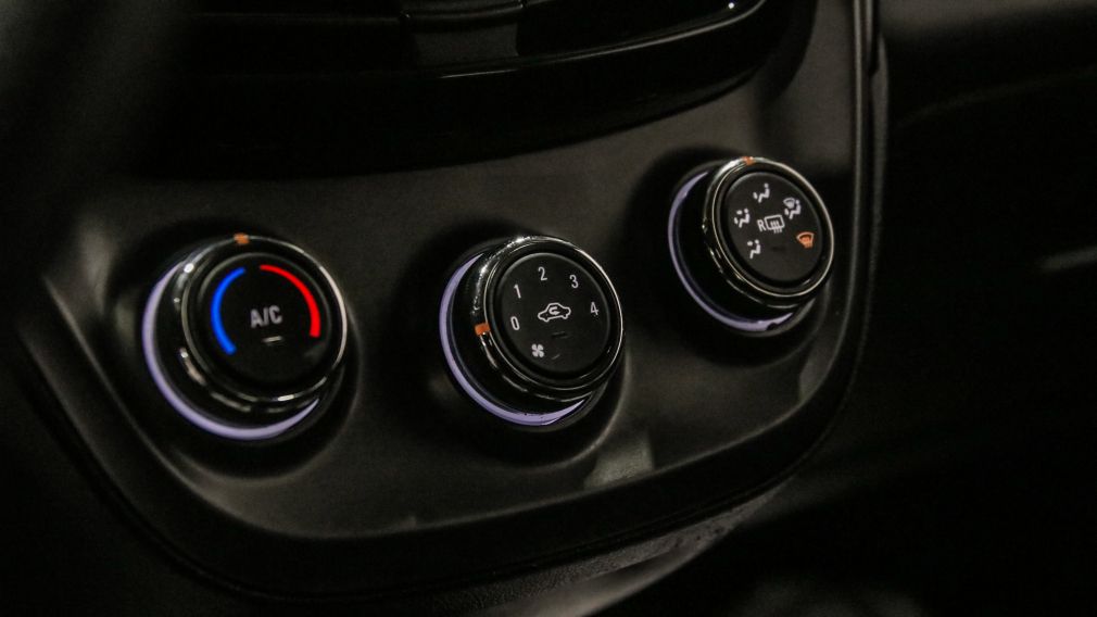 Chevrolet Spark 1LT 2021 d&rsquo;occasion à vendre - 17