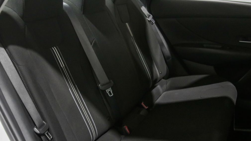 Hyundai Elantra Preferred 2022 d’occasion à vendre - 22