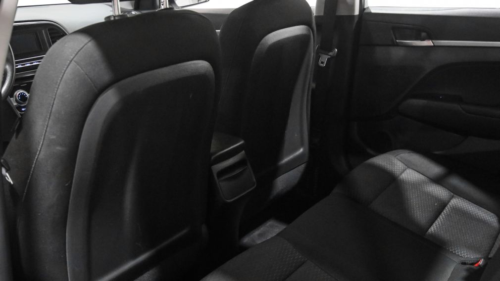 Hyundai Elantra Essential 2020 d’occasion à vendre - 18