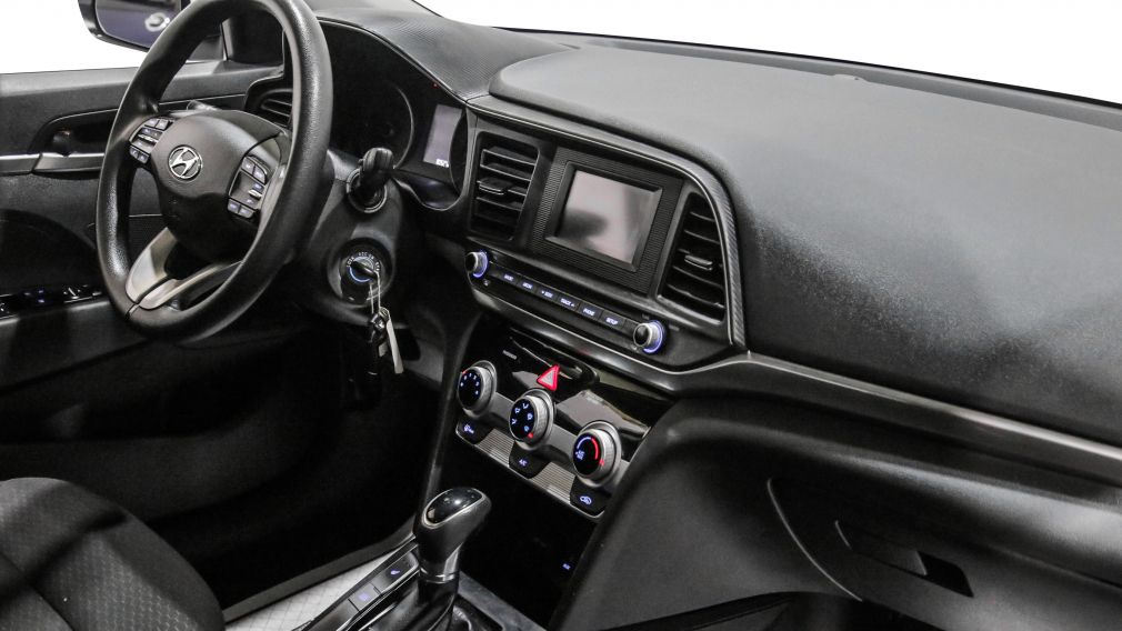 Hyundai Elantra Essential 2020 d’occasion à vendre - 22