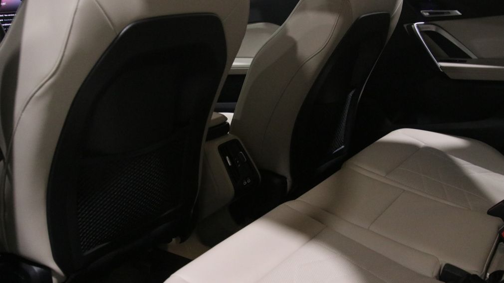 BMW X1 xDrive28i 2023 d&rsquo;occasion à vendre - 20