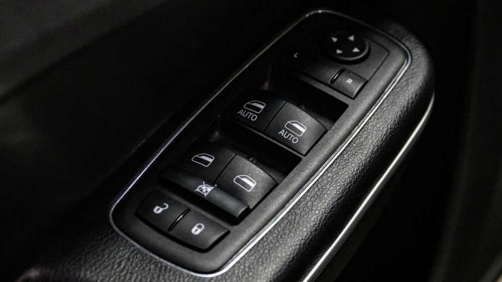 Chrysler 300 300S 2023 d’occasion à vendre - 11