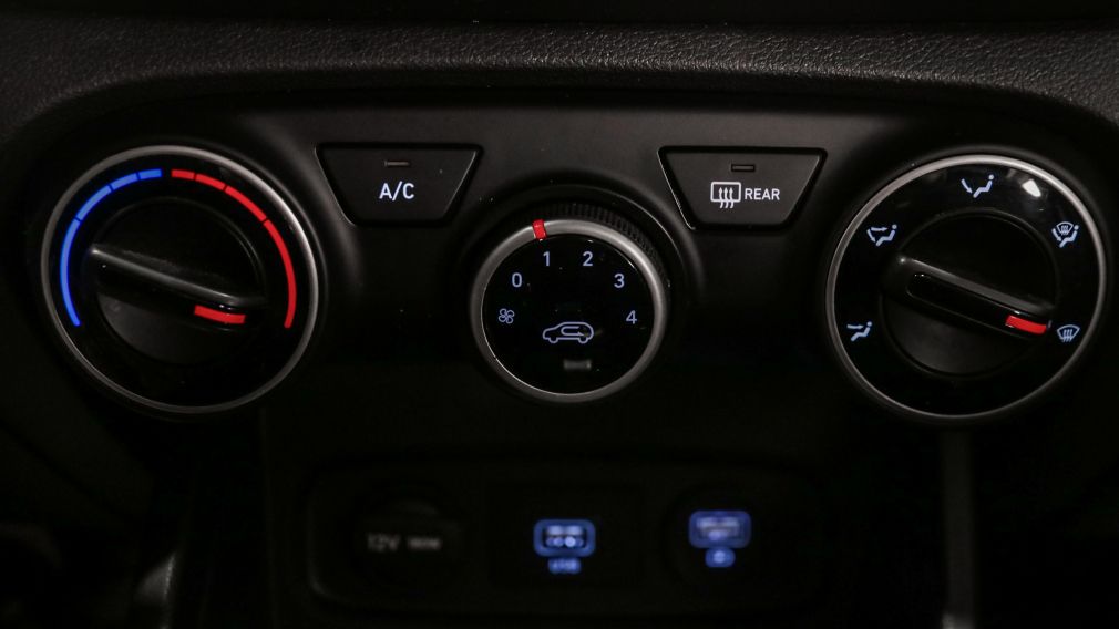 Hyundai Venue Trend 2021 d&rsquo;occasion à vendre - 18