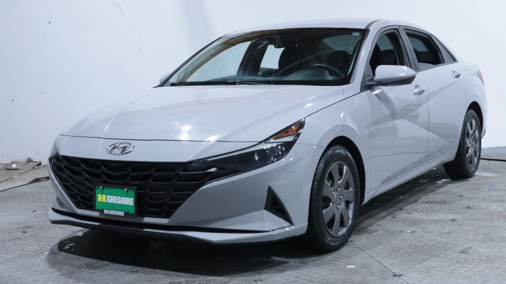 Hyundai Elantra Essential 2021 d&rsquo;occasion à vendre - 3