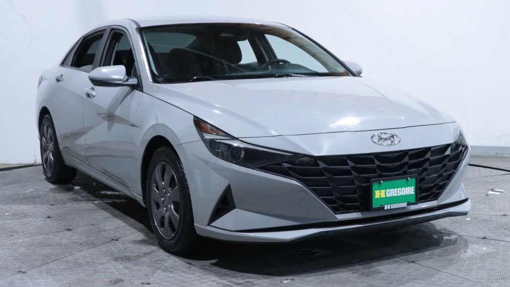 Hyundai Elantra Essential 2021 d&rsquo;occasion à vendre - 1