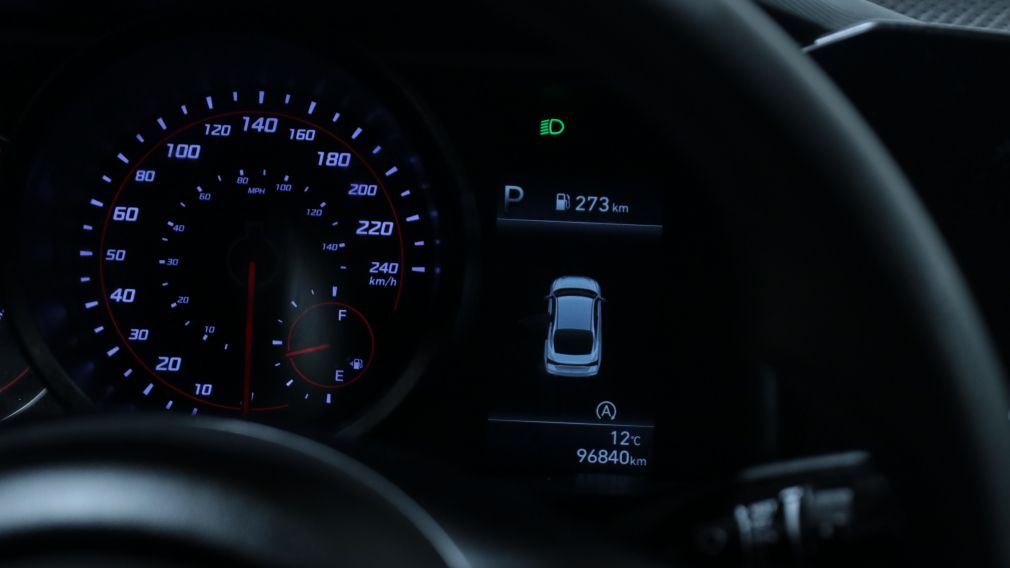 Hyundai Elantra Essential 2021 d&rsquo;occasion à vendre - 14