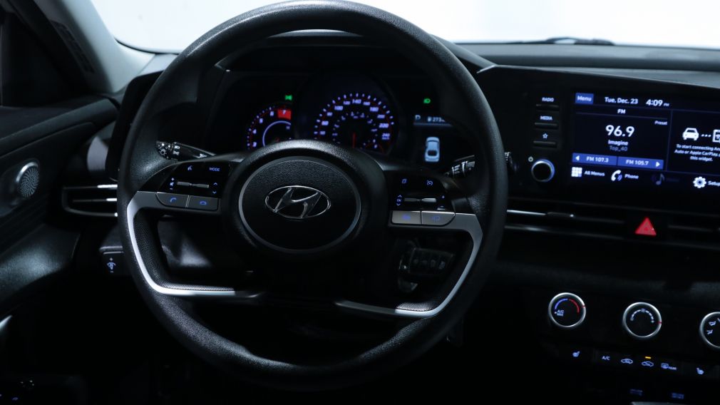 Hyundai Elantra Essential 2021 d&rsquo;occasion à vendre - 13