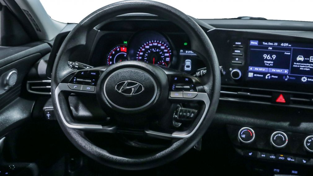 Hyundai Elantra Essential 2021 d&rsquo;occasion à vendre - 13