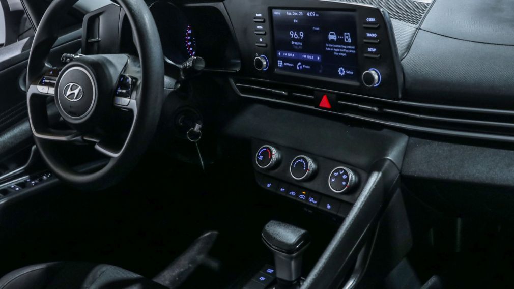 Hyundai Elantra Essential 2021 d&rsquo;occasion à vendre - 20